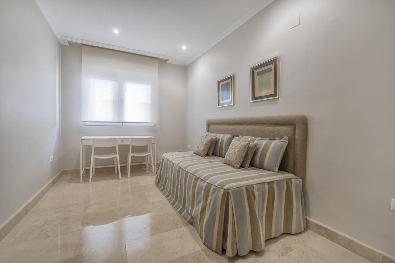 Apartamento Los Tilos & Parking & Piscina Kordoba Zewnętrze zdjęcie